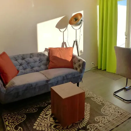 Jeanne D'arc Apt- C-28 By Interhome *