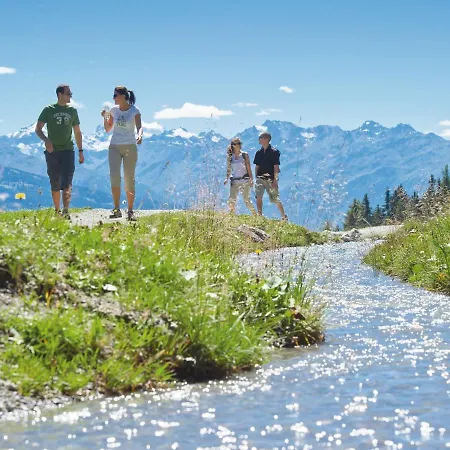 Daire Jeanne D'arc Apt- C-28 By Interhome Crans-Montana